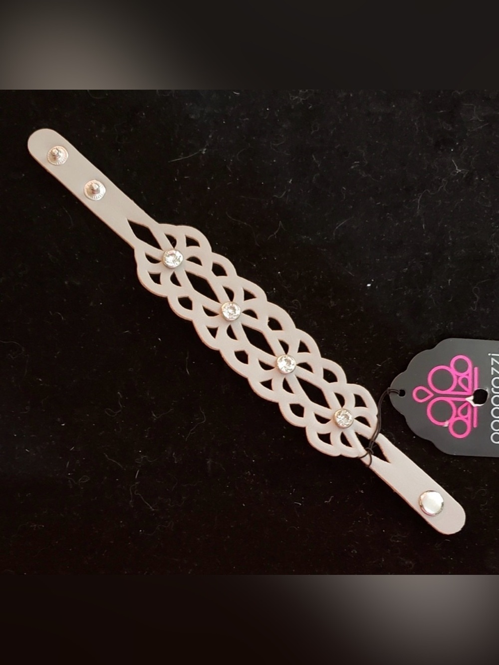 Paparazzi Bracelet - Runaway Radiance ✨️ Silver